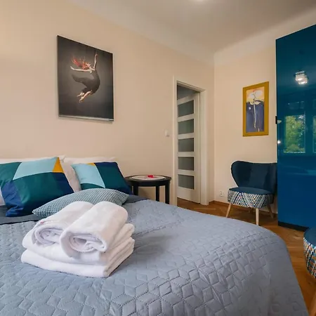 Krasinskiego 8 - Plac Wilsona *